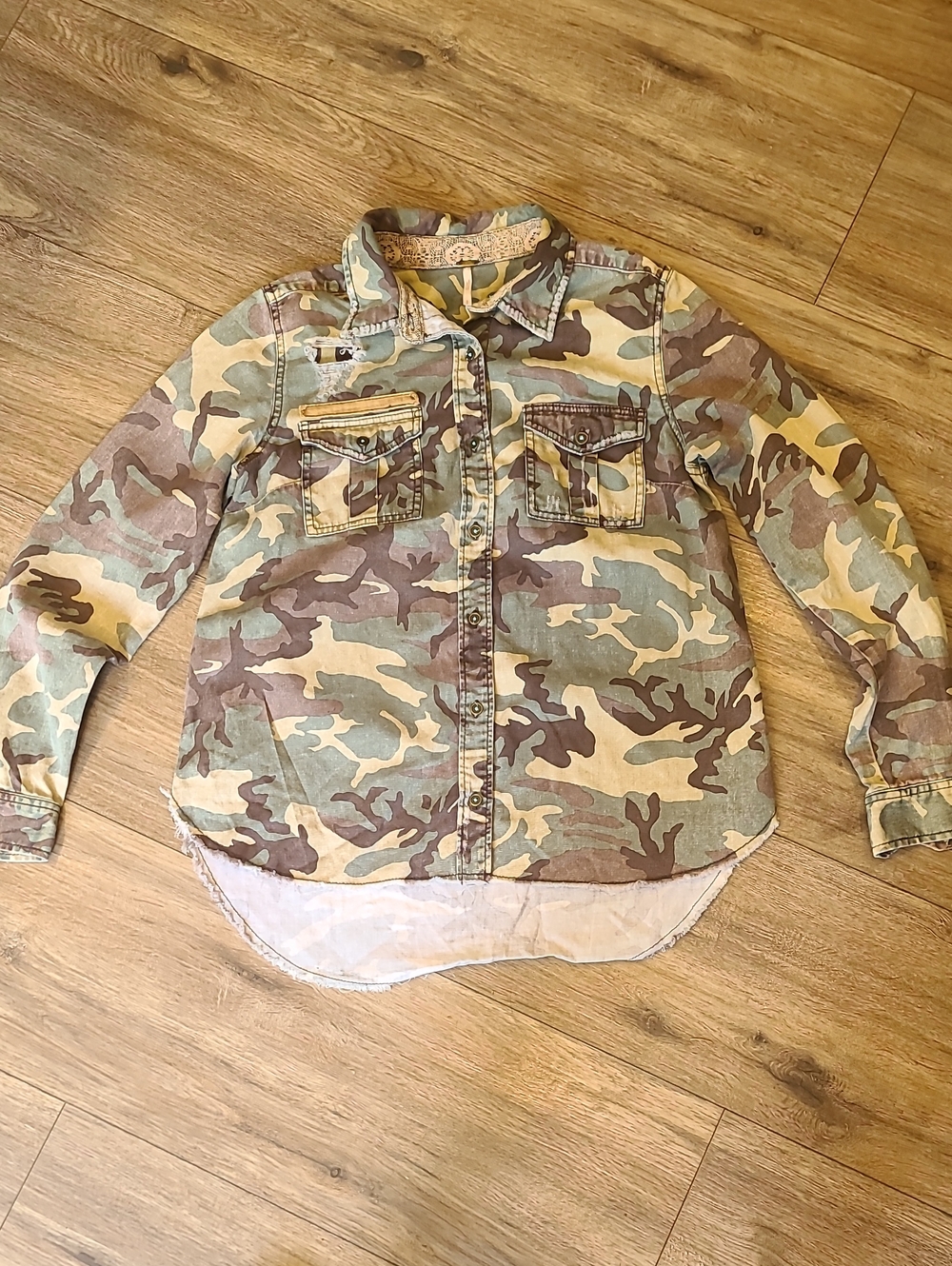 Free People We The Free Camo Distressed Button Down Shirt Hi-Low Frayed Hem